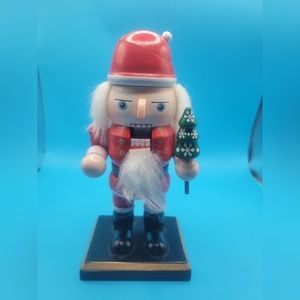 Signature Vintage NWT Nutcracker Christmas Tree